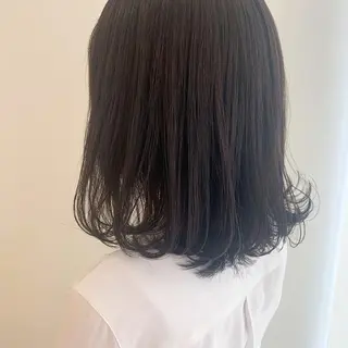 カラー 山口 莉奈のヘアスタイル