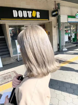 ミディアム カラー ヘアアレンジ ネイル マツエク・マツパ ブリーチ特化 / share 元太のヘアスタイル