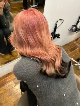 ロング 大阪デザインカラー/ カットモデル募集のヘアスタイル