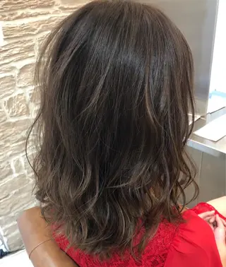 ミディアム 美髪矯正・レイヤー 倉友哉のヘアスタイル