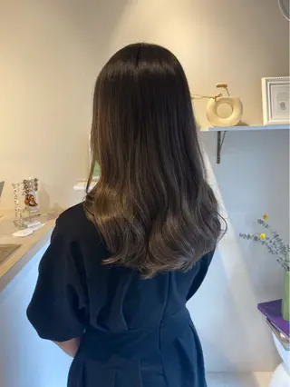 セミロング カラー roka ʜᴀʀᴜᴋᴀのヘアスタイル