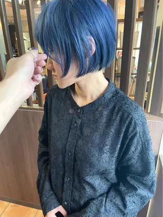 ショート カラー 田室 和幸のヘアスタイル