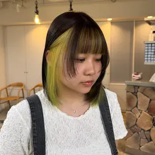 ミディアム カラー fand / HINAのヘアスタイル