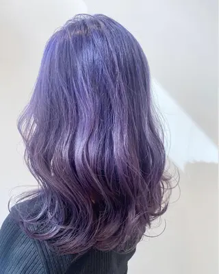 ミディアム カラー 小顔レイヤー/ ベージュ🤍Rieのヘアスタイル