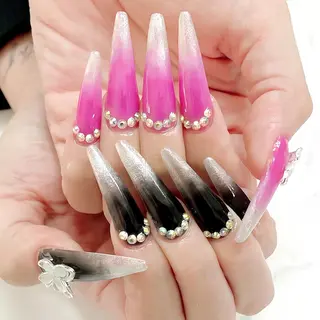 ネイル ❤️💛REBEST 京橋 nailのネイルデザイン