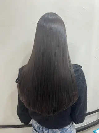 ロング 柔らか透明感カラー ｜ほんのりレイヤー｜のヘアスタイル