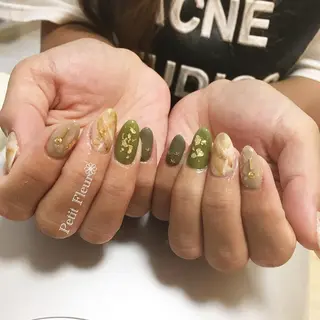 ネイル Petit Fleur所属・青柳 亜梨奈のマツエク・マツパデザイン