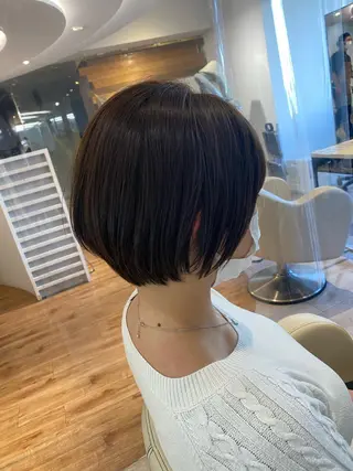 ショート カラー 金子 富士のヘアスタイル