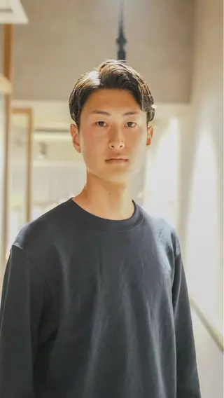 ショート 東 峻平のヘアスタイル