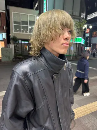 ミディアム カラー メンズ Rei/ 縮毛矯正/ ハイライトカラー募集のヘアスタイル