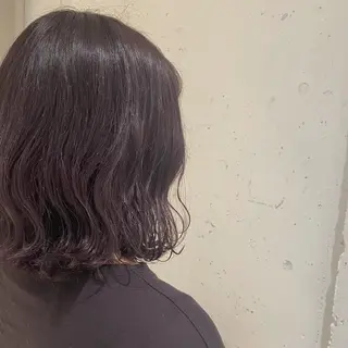 ミディアム カラー カジュアルを女っぽく 𝗮𝘆𝗮𝗰𝗼のヘアスタイル