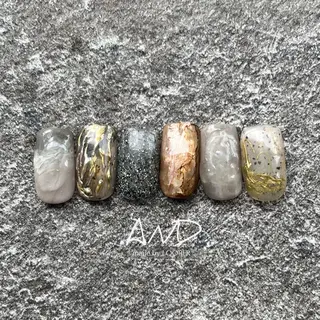 ネイル mzh ...のネイルデザイン