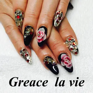 ロング カラー パーマ ヘアアレンジ キッズ ネイル マツエク・マツパ Greace  la vieのネイルデザイン