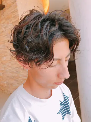 ミディアム カラー パーマ メンズ 小田 莉加子のヘアスタイル