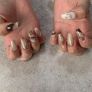 ネイル AERA nail shino🐱⸝꙳のネイルデザイン