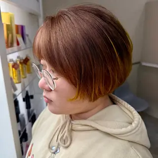 ショート カラー 惣木 菜穂のヘアスタイル