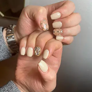 ネイル NORA nail UMEDA MAIのネイルデザイン