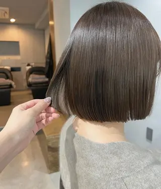 ミディアム カラー akane/ボブ /ブラウンベージュのヘアスタイル