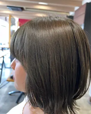 ミディアム カラー 長谷川 遥のヘアスタイル