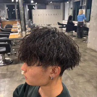 メンズ 🪽直毛男子の救世主 🪽フェザーパーマのヘアスタイル