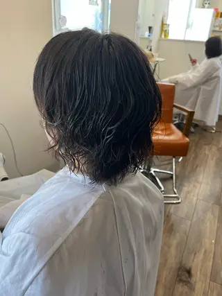 ミディアム 廣川 真梨乃のヘアスタイル