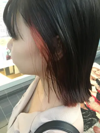 カラー デザインカラー✨新倉 佑奈のヘアスタイル