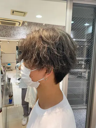 ショート カラー パーマ Aujuaソムリエ ❤️‍🔥今吉 晃太のヘアスタイル