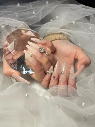 ネイル ハイビスカス ネイルサロンのネイルデザイン