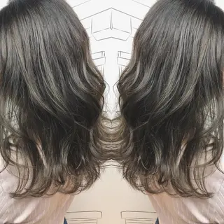 ミディアム カラー TOMOKA 艶髪/透明感カラーのヘアスタイル