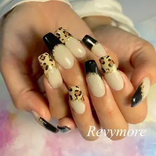 セミロング ネイル nail salon Revymoreのネイルデザイン