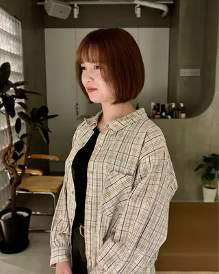 カラー 塔尾 真那のヘアスタイル