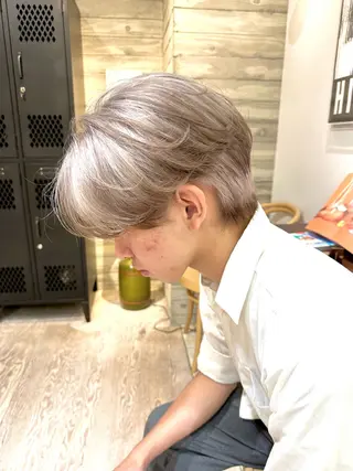 ミディアム カラー メンズ kai .のヘアスタイル