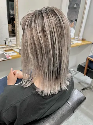 ミディアム カラー 井上椋介 【Recharme】のヘアスタイル