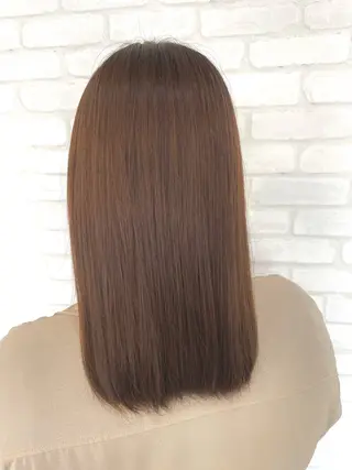 ミディアム カラー 今雪 聡美のヘアスタイル
