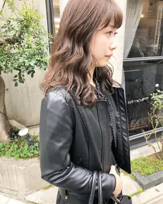 セミロング カラー パーマ ヘアアレンジ メンズ キッズ ネイル マツエク・マツパ 韓国風×透明感カラー 髪質改善オタベシンヤのヘアスタイル