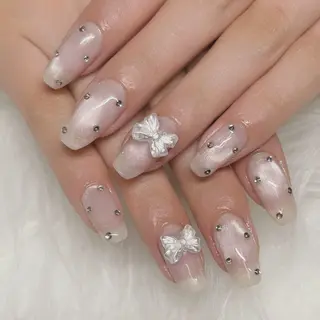 ネイル BIYU ESTETICA ORIENTAL 大泉店所属・mi yuのネイルデザイン