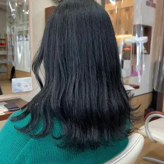 セミロング マロン 美容室のヘアスタイル