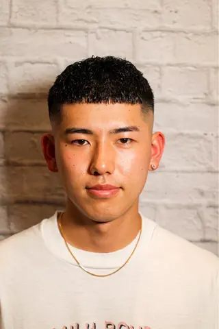 ショート メンズ メンズカット 佐藤優菜のヘアスタイル