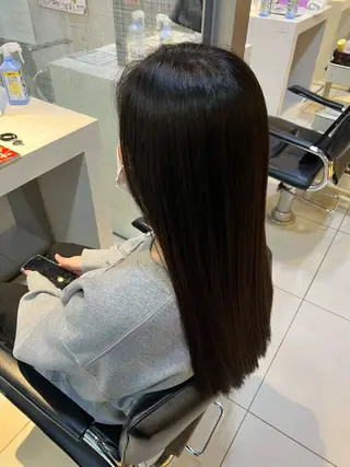 ロング ハイライト特化小澤 奈津美のヘアスタイル