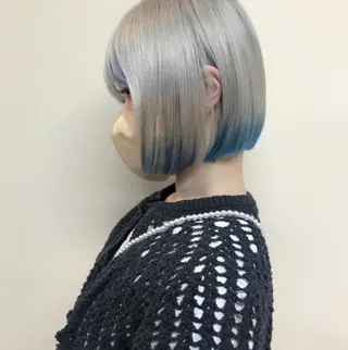 ショート カラー レイヤー/ボブ/透明 感カラー/佐藤奈由のヘアスタイル