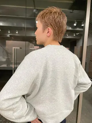 ショート メンズ 吉田一輝 外国人パーマのヘアスタイル