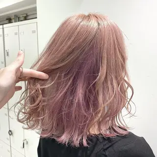 セミロング カラー ブリーチ縮毛矯正加藤 赤み無し透明感ヘアのヘアスタイル