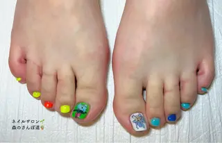 ネイル ショートネイル 森のさんぽ道のネイルデザイン