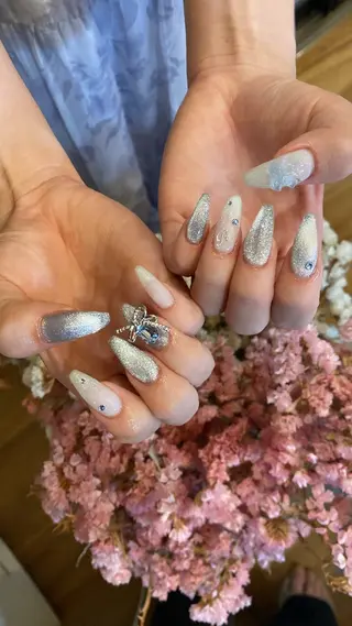 ネイル crystal ⭐︎ colorのネイルデザイン