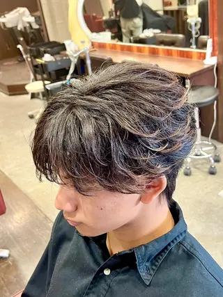 ミディアム パーマ メンズ 湘南のパーマ職人 🔥清水琉葵🔥のヘアスタイル