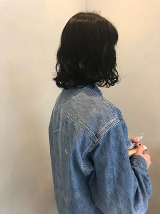 ミディアム パーマ 相川 愛実のヘアスタイル