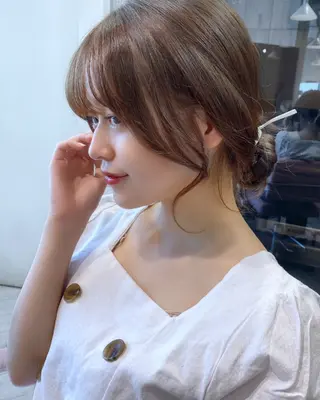 セミロング 似合わせレイヤー モテカラー🤍三科のヘアスタイル