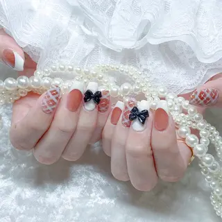 ネイル Kanako 💫のネイルデザイン