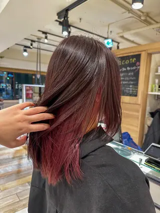 ミディアム カラー 岡本 葵のヘアスタイル
