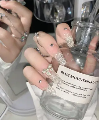 ネイル Theone栄店 伊藤のネイルデザイン